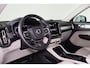 Volvo XC40 T4 Recharge Inscription - Harman/Kardon audio - Parkeercamera achter - Verwarmde voorstoelen & stuur - Parkeersensoren voor & achter - Volvo On Call - Cruise control - Extra getint glas - Elektr. inklapbare trekhaak - 21' LMV