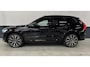 Volvo XC60 2.0 B5 R-design / Pano / Trekhaak / Massage / 360 camera / 22 inch / H&K