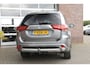 Mitsubishi Outlander 2.0 PHEV instyle | Camera | Navi | Trekhaak |