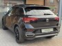 Volkswagen T-Roc 1.5 TSI Sport R Panodak,Carpl,Cam,Cruise,Pdc