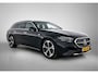 Mercedes-Benz E-klasse Estate 300 e Plug-In Hybride | Led koplampen | Memory Voorstoelen | Distronic | Digital Licht | Apple CarPlay | Zwarte Hemel | Parkeerpakket met 360°-camera. Inclusief 24 maanden MB Certified garantie voor Europa.