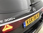 Mercedes-Benz E-klasse Estate 300 e Plug-In Hybride | Led koplampen | Memory Voorstoelen | Distronic | Digital Licht | Apple CarPlay | Zwarte Hemel | Parkeerpakket met 360°-camera. Inclusief 24 maanden MB Certified garantie voor Europa.
