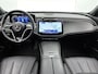 Mercedes-Benz E-klasse Estate 300 e Plug-In Hybride | Led koplampen | Memory Voorstoelen | Distronic | Digital Licht | Apple CarPlay | Zwarte Hemel | Parkeerpakket met 360°-camera. Inclusief 24 maanden MB Certified garantie voor Europa.