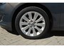 Opel Astra 1.4 Turbo Cosmo ( SEDAN ) Navigatie | Cruise | Stoel-Stuurverwarming.