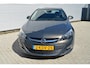 Opel Astra 1.4 Turbo Cosmo ( SEDAN ) Navigatie | Cruise | Stoel-Stuurverwarming.