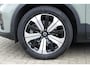 Volvo XC40 Recharge Plus 70 kWh | Verwarmbare voorstoelen en stuurwiel | Dealeronderhouden | Google Infotainment | 4-Seizoenenbanden | Parkeercamera | Parkeersensoren voor + achter |