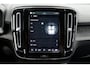 Volvo XC40 Recharge Plus 70 kWh | Verwarmbare voorstoelen en stuurwiel | Dealeronderhouden | Google Infotainment | 4-Seizoenenbanden | Parkeercamera | Parkeersensoren voor + achter |