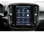 Volvo XC40 Recharge Plus 70 kWh | Verwarmbare voorstoelen en stuurwiel | Dealeronderhouden | Google Infotainment | 4-Seizoenenbanden | Parkeercamera | Parkeersensoren voor + achter |