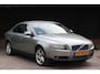 Volvo S80 2.5 T Kinetic Navigatie/Airco/Cruise/Lmv 17"inch/Trekhaak