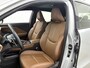 Lexus LBX Relax 2WD | Advanced Pack | Elektrische Stoelen met Geheugen | Mark Levinson |