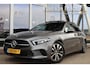 Mercedes-Benz A-klasse A180 136PK AUTOMAAT LUXURY LINE Panodak | Groot Navi | Adapt.Cruise | Camera | Leer | Led | Dodehoek | 17 Inch Lm |