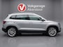 Skoda Karoq 1.0 TSI Style Business / Camera / Parkeersensoren / Navi / Bluetooth / Stoelverwarming