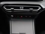 BMW 3-Serie 318i | Leder | Adaptive cruise | Stoelverwarming | Memory | Live Cockpit | Sportstoelen | Carplay | Keyless | Trekhaak | Parkeerhulp | Climate control | Full LED | Origineel NL
