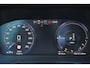 Volvo XC40 T4 Recharge R-Design - Panorama/schuifdak - IntelliSafe Assist - Harman/Kardon audio - Adaptieve LED koplampen - Parkeercamera achter - Verwarmde voorstoelen & stuur - Parkeersensoren voor & achter - Draadloze tel. lader - Extra getint glas - 19' LMV