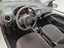 Volkswagen Up! 1.0 high up! BlueMotion AIRCO ! NIEUWE APK ! FRISSE AUTO !