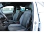 Volkswagen Tiguan 1.5 TSI 150pk DSG 2xR-Line Virtual Cockpit , Trekhaak, Camera , Navi , DAB+ , Carplay , Led verlichting etc.