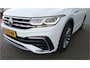 Volkswagen Tiguan 1.5 TSI 150pk DSG 2xR-Line Virtual Cockpit , Trekhaak, Camera , Navi , DAB+ , Carplay , Led verlichting etc.