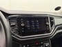 Volkswagen T-Roc 1.5 TSI Sport | Trekhaak | Camera | Adaptive Cruise | Stoel-/Stuurverwarming | Digital Dash | CarPlay