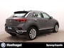 Volkswagen T-Roc 1.5 TSI Sport | Trekhaak | Camera | Adaptive Cruise | Stoel-/Stuurverwarming | Digital Dash | CarPlay