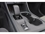 Volvo XC40 B3 Business Edition - Harman Kardon - Adaptive Cruise Control met Pilot Assist - BLIS dodehoekassistentie - Voorstoelen en stuurwiel verwarmbaar - Keyless - Elektr. bedienbare achterklep - Parkeersensoren voor & achter - Parkeer camera acter - 18' LMV - Getint glas v.a. de B-stijl - Google Maps geïntegreerd - Apple®CarPlay