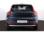 Volvo XC40 B3 Business Edition - Harman Kardon - Adaptive Cruise Control met Pilot Assist - BLIS dodehoekassistentie - Voorstoelen en stuurwiel verwarmbaar - Keyless - Elektr. bedienbare achterklep - Parkeersensoren voor & achter - Parkeer camera acter - 18' LMV - Getint glas v.a. de B-stijl - Google Maps geïntegreerd - Apple®CarPlay