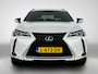Lexus UX 250h Business Line | Stoelverwarming | Stuurverwarming | Blind Spot Monitor |