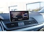 Audi Q5 50 TFSI e Quattro S edition | Luchtvering | Ambiance verlichting | Trekhaak | Parkeersensoren | S-Line exterieur | Sportstoelen | Virtual Cockpit | Stoelverwarming | Climate Control |