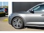Audi Q5 50 TFSI e Quattro S edition | Luchtvering | Ambiance verlichting | Trekhaak | Parkeersensoren | S-Line exterieur | Sportstoelen | Virtual Cockpit | Stoelverwarming | Climate Control |