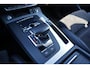Audi Q5 50 TFSI e Quattro S edition | Luchtvering | Ambiance verlichting | Trekhaak | Parkeersensoren | S-Line exterieur | Sportstoelen | Virtual Cockpit | Stoelverwarming | Climate Control |