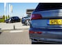 Audi Q5 50 TFSI e Quattro S edition | Luchtvering | Ambiance verlichting | Trekhaak | Parkeersensoren | S-Line exterieur | Sportstoelen | Virtual Cockpit | Stoelverwarming | Climate Control |