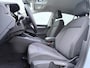 Volkswagen Golf 1.5 eHybrid Life Edition | Trekhaak | Camera | ACC | Parkeerhulp | Stuur-/Stoelverwarming | 18'' |