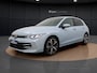 Volkswagen Golf 1.5 eHybrid Life Edition | Trekhaak | Camera | ACC | Parkeerhulp | Stuur-/Stoelverwarming | 18'' |