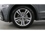Volkswagen Tiguan 1.5 TSI 150pkAutomaat Highline Business R / Panoramadak / Camera / LED