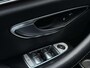 Mercedes-Benz E-klasse Estate 300 de Avantgarde AMG Line Gratis Afleverpakket! | Trekhaak Uitklapbaar | Panoramadak |