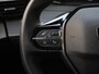 Peugeot e-2008 SUV Allure Avantage 54 kWh | Camera voor en achter | Apple Carplay/Android Auto | Navigaties | Dodehoek detectie | SOH 97,6%