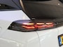 Peugeot e-2008 EV Allure Avantage 54 kWh Camera voor en achter / Apple Carplay/Android Auto /  navigatiesysteem full map