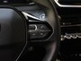 Peugeot e-2008 SUV Allure Avantage 54 kWh | Camera voor en achter | Apple Carplay/Android Auto | Navigaties | Dodehoek detectie | SOH 97,6%