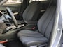 Peugeot e-2008 SUV Allure Avantage 54 kWh | Camera voor en achter | Navigatie | Dodehoek detectie | Apple Carplay/Android Auto | SOH 97,7%