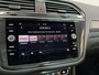 Volkswagen Tiguan 1.5 TSI ACT Comfortline Business Airco ECC | Panorama | Trekhaak | Stoel Verwarming | Apple Carplay | Navigatie | NAP