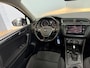 Volkswagen Tiguan 1.5 TSI ACT Comfortline Business Airco ECC | Panorama | Trekhaak | Stoel Verwarming | Apple Carplay | Navigatie | NAP