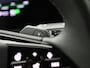 Audi Q6 e-tron edition 83 kWh l Adaptive cruise control l Climate control l Navigatie l Stoelverwarming voor en achter l Stuurverwarming l 360 graden camera l Trekhaak l Dodehoekdetectie l Apple Carplay / Android auto l