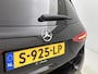Mercedes-Benz C-klasse Estate 300 e AMG Plug-In Hybride | AMG-Line Interieur | AMG-Line Exterieur | 360 Camera | Panorama Schuifkanteldak | Nightpakket | Trekhaak | Inclusief 24 maanden MB Certified garantie voor Europa.