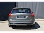 Volvo V60 T6 Plug-in hybrid AWD Plus Dark | Verwarmbare voorstoelen + stuurwiel | Premium Sound by Harman Kardon | 360 graden Camera | Trekhaak | Google Navigatie | Elektrisch verstelbare voorstoelen + Memory | All Season banden | Verwarmbare voorruit |