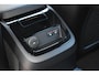 Volvo V60 T6 Plug-in hybrid AWD Plus Dark | Verwarmbare voorstoelen + stuurwiel | Premium Sound by Harman Kardon | 360 graden Camera | Trekhaak | Google Navigatie | Elektrisch verstelbare voorstoelen + Memory | All Season banden | Verwarmbare voorruit |