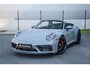 Porsche 911 Cabrio 3.0 Carrera 4 GTS Voll GT3 Sportstoelen 18-wegs met Memory/ verwarmd, GT3 Velgen/ skirts, Matrix Led PDLS+, Hefsysteem vooras, Sport chrono, Sport design, PTV+, Sportuitlaat, 4 wielbesturing, 360 view, Bose, Keyless, Carbon/ Licht/ Spiegel pack, 21''