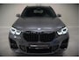 BMW X1 xDrive25e High Executive Edition M Sport | Stoelverwarming | Trekhaak | Parkeersensoren | Navigatie | Ambiance Verlichting | Keyless | Cruise Control | LED | Climate Control | DAB | BTW | SOH 92%