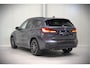 BMW X1 xDrive25e High Executive Edition M Sport | Stoelverwarming | Trekhaak | Parkeersensoren | Navigatie | Ambiance Verlichting | Keyless | Cruise Control | LED | Climate Control | DAB | BTW | SOH 92%
