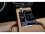 Volvo V90 2.0 T6 Plug-in Hybrid AWD Ultimate Bright | PHEV | 360 Graden Camera | Stoelventilatie | Stoelverwarming | Nappaleder | Panoramadak | Cruise Control Adaptief | BLIS | Navigatie | Apple Carplay | Android Auto | Elektrische Achterklep | Elektrisch Verstelbare Voorstoelen