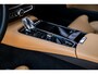 Volvo V90 2.0 T6 Plug-in Hybrid AWD Ultimate Bright | PHEV | 360 Graden Camera | Stoelventilatie | Stoelverwarming | Nappaleder | Panoramadak | Cruise Control Adaptief | BLIS | Navigatie | Apple Carplay | Android Auto | Elektrische Achterklep | Elektrisch Verstelbare Voorstoelen
