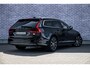 Volvo V90 2.0 T6 Plug-in Hybrid AWD Ultimate Bright | PHEV | 360 Graden Camera | Stoelventilatie | Stoelverwarming | Nappaleder | Panoramadak | Cruise Control Adaptief | BLIS | Navigatie | Apple Carplay | Android Auto | Elektrische Achterklep | Elektrisch Verstelbare Voorstoelen